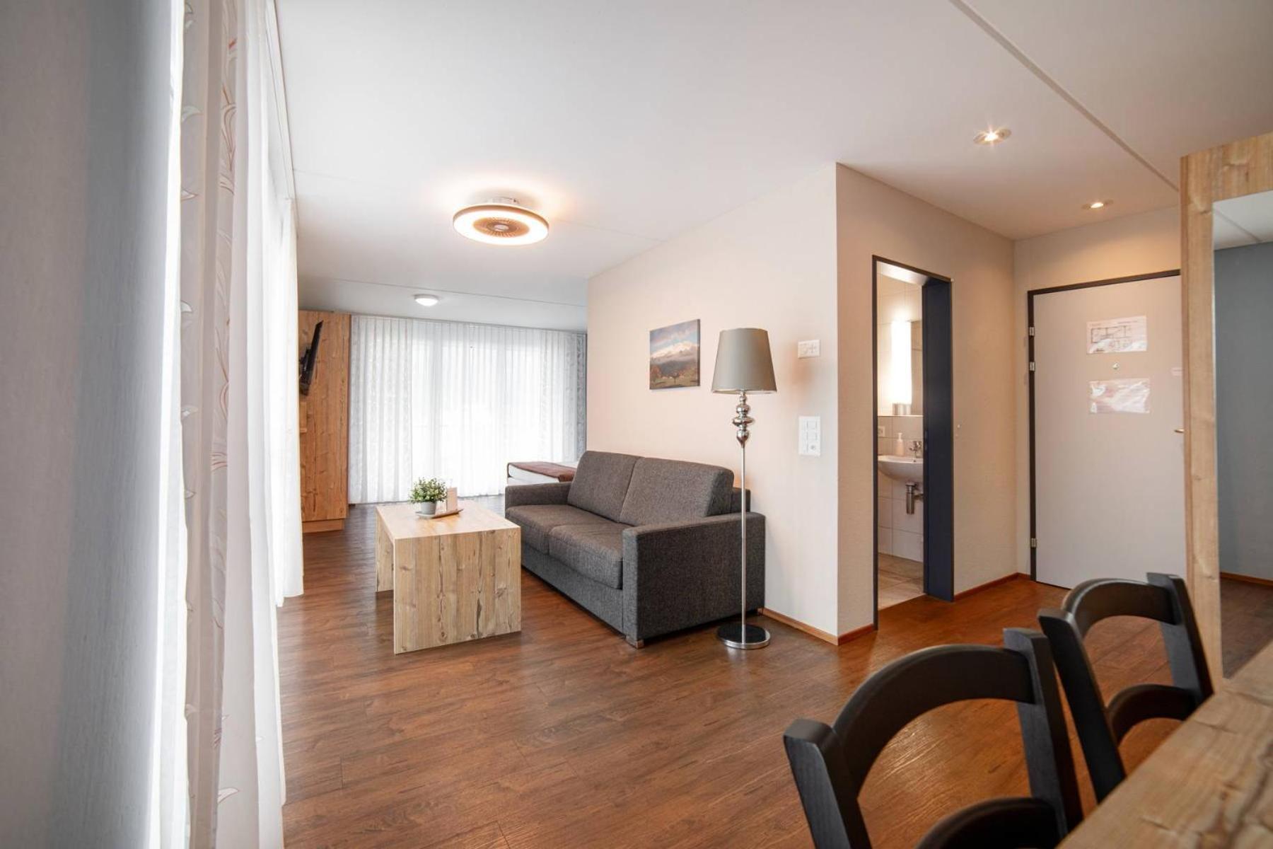 Wohntel - Wohnen Wie Im Hotel Sevelen Exteriör bild