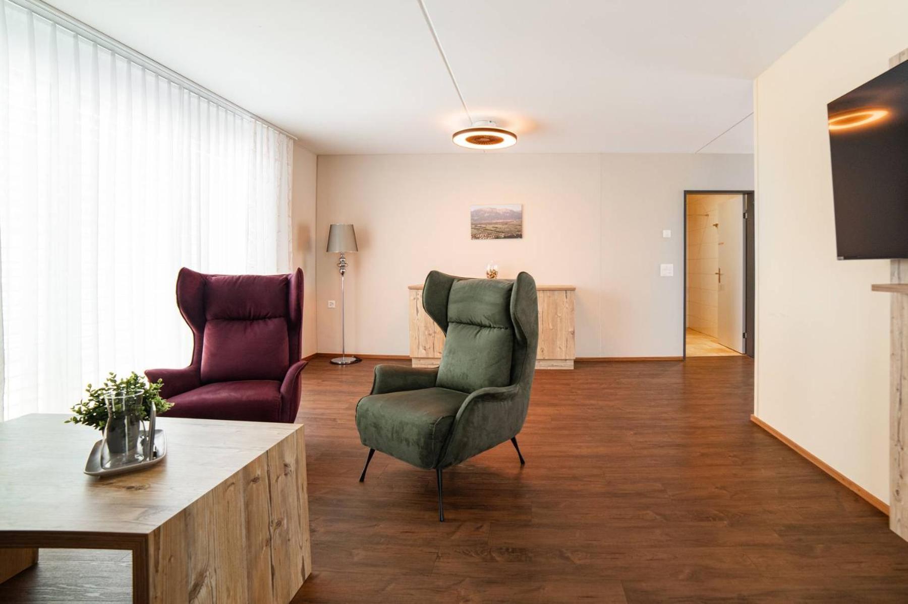 Wohntel - Wohnen Wie Im Hotel Sevelen Exteriör bild